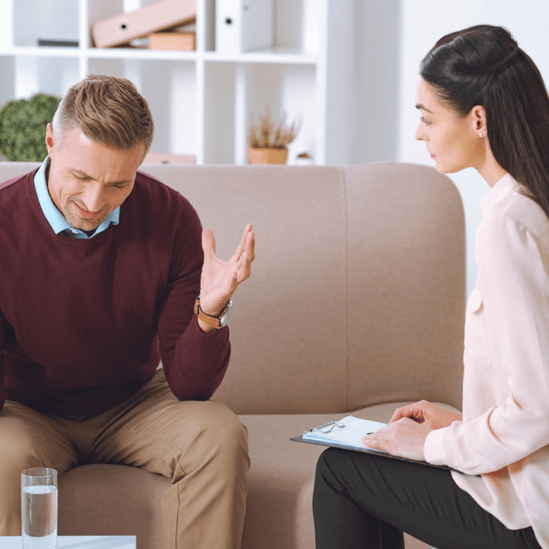 Öfke patlamalarını önler, sağlıklı ve yapıcı tepkiler vermeyi öğretir.